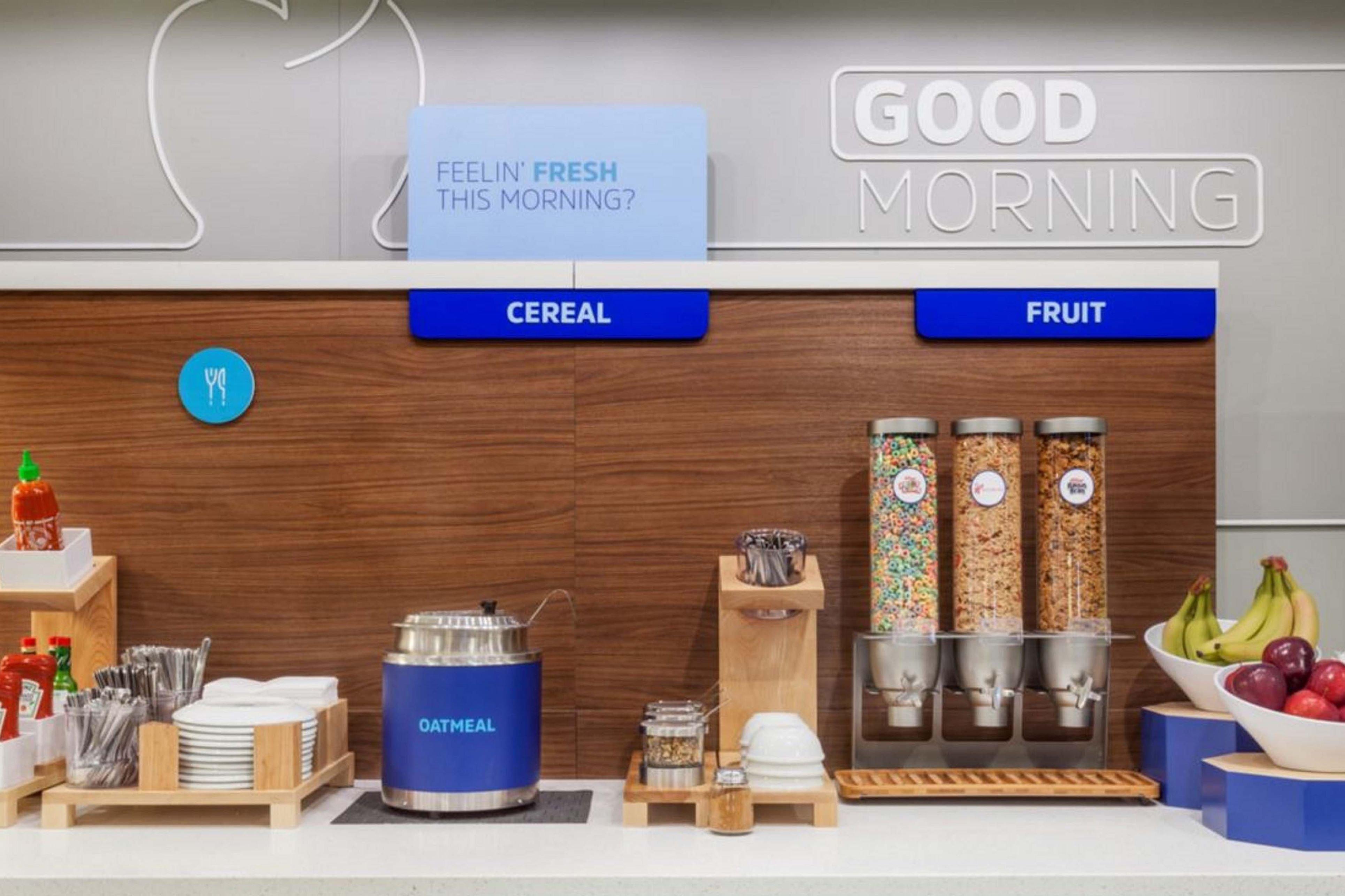 Holiday Inn Express San Diego South - National City By Ihg Esterno foto