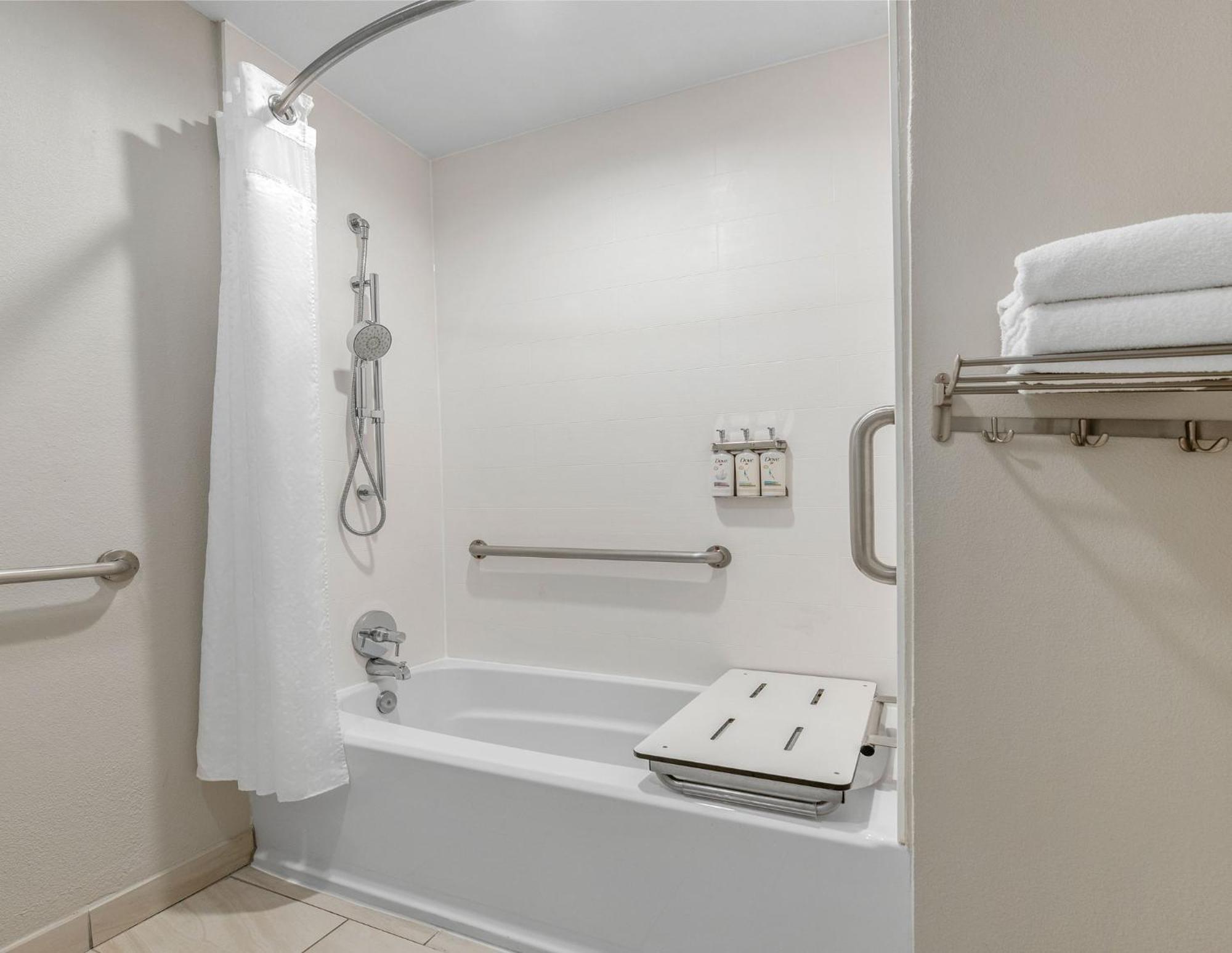 Holiday Inn Express San Diego South - National City By Ihg Esterno foto