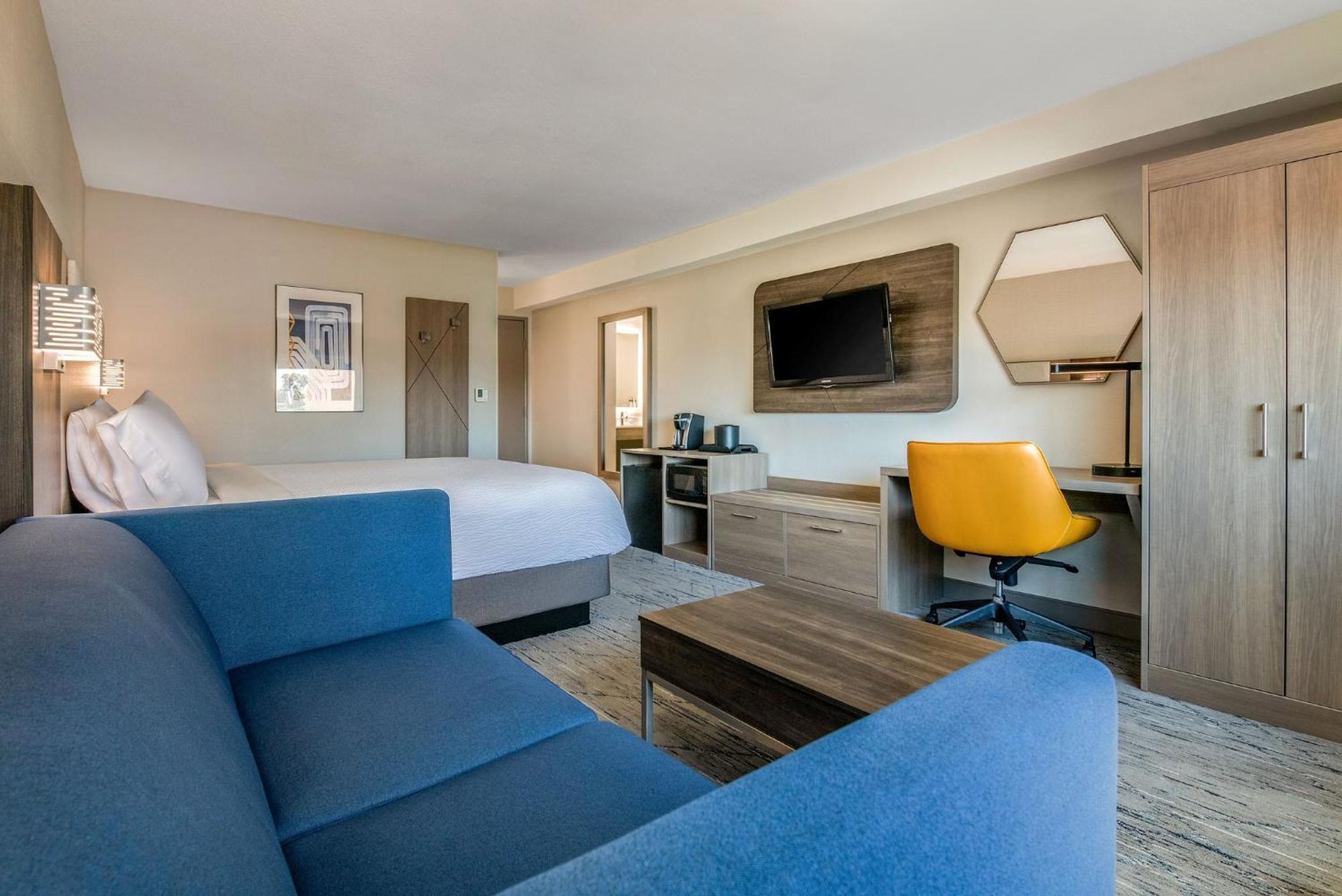 Holiday Inn Express San Diego South - National City By Ihg Esterno foto