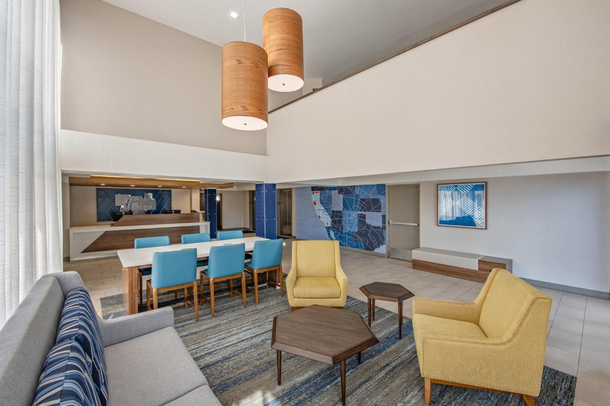 Holiday Inn Express San Diego South - National City By Ihg Esterno foto