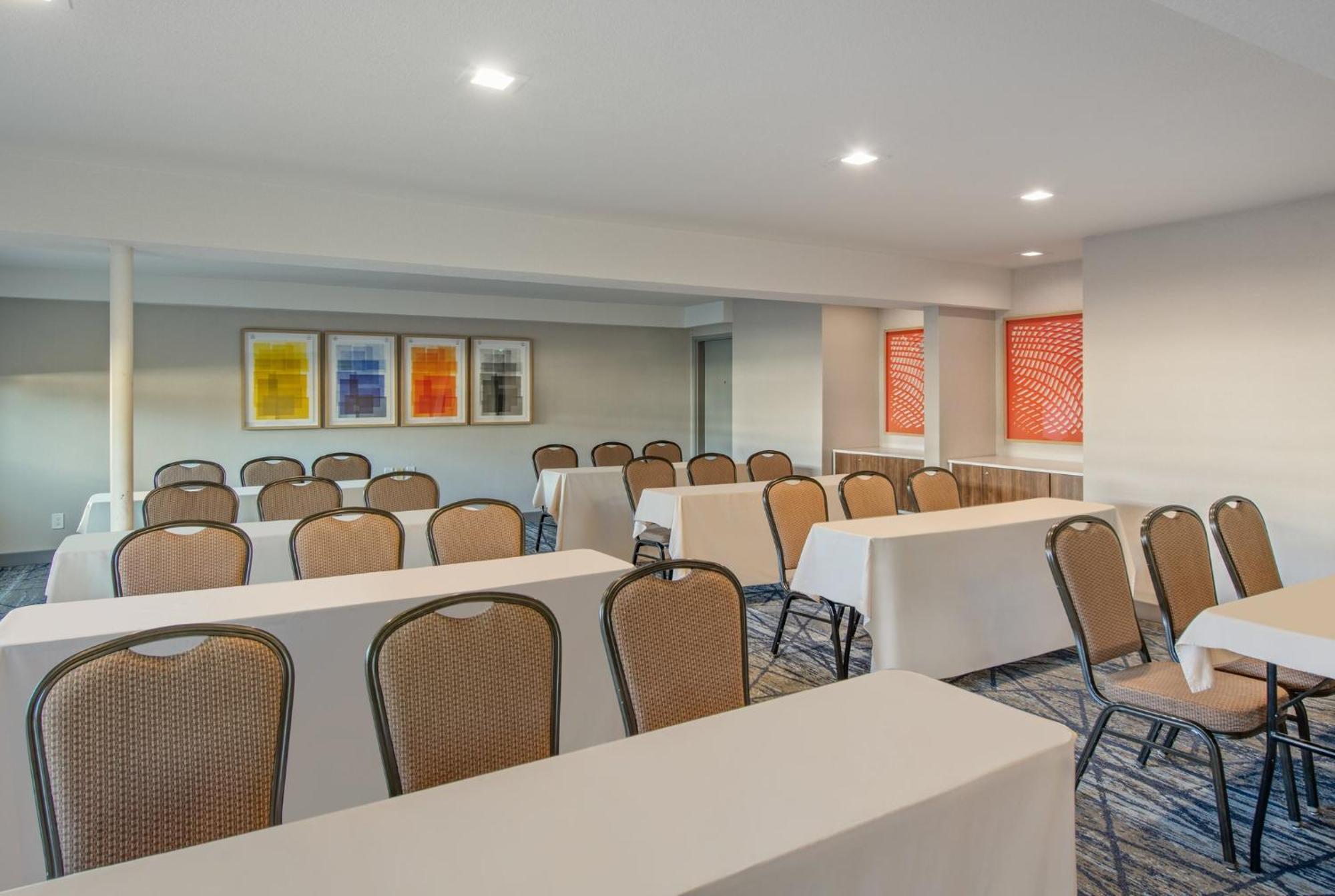 Holiday Inn Express San Diego South - National City By Ihg Esterno foto